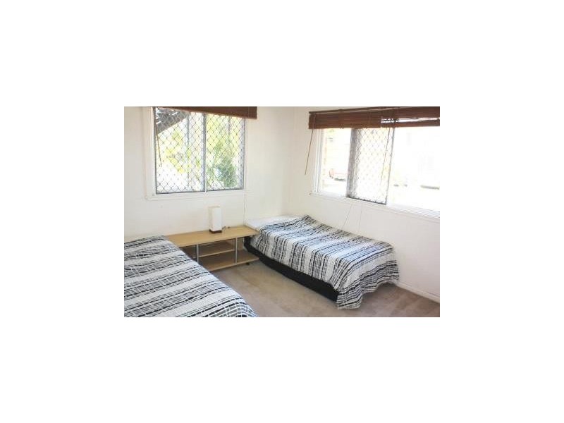 1/14 Leonard Avenue, Surfers Paradise QLD 4217