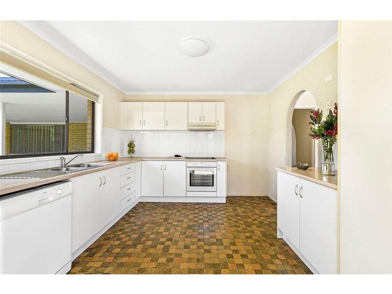 68 Rapallo Avenue, Isle Of Capri QLD 4217