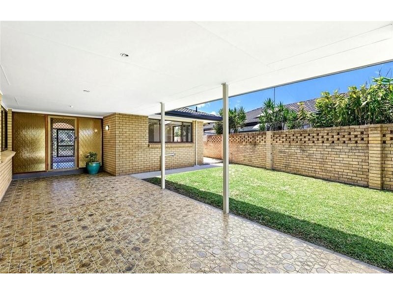 68 Rapallo Avenue, Isle Of Capri QLD 4217