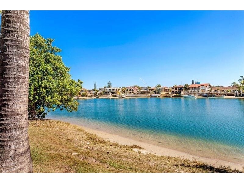 1/19 Watson Esplanade, Surfers Paradise QLD 4217