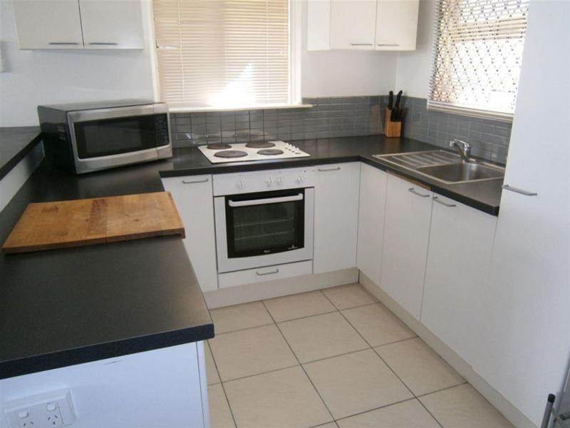 1/19 Watson Esplanade, Surfers Paradise QLD 4217