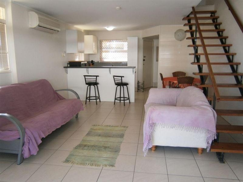 1/19 Watson Esplanade, Surfers Paradise QLD 4217
