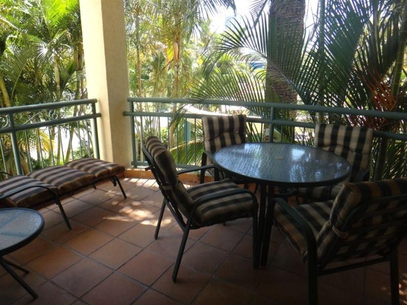 9/12 Monte Carlo Avenue, Surfers Paradise QLD 4217