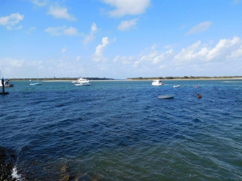 131 Muir Street, Labrador QLD 4215