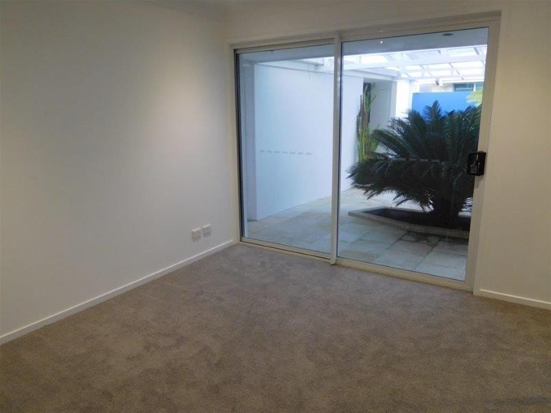 157  Campbell Street, Sorrento QLD 4217