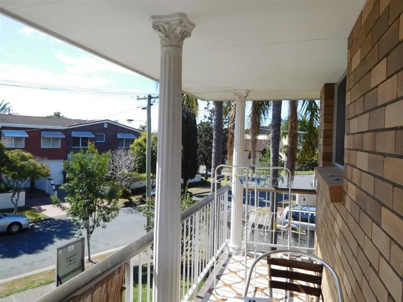 2/33 Sunrise Boulevard, Surfers Paradise QLD 4217