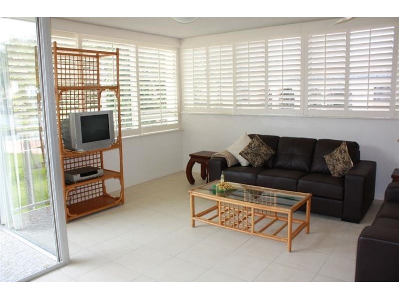 40 Watson Esplanade, Surfers Paradise QLD 4217