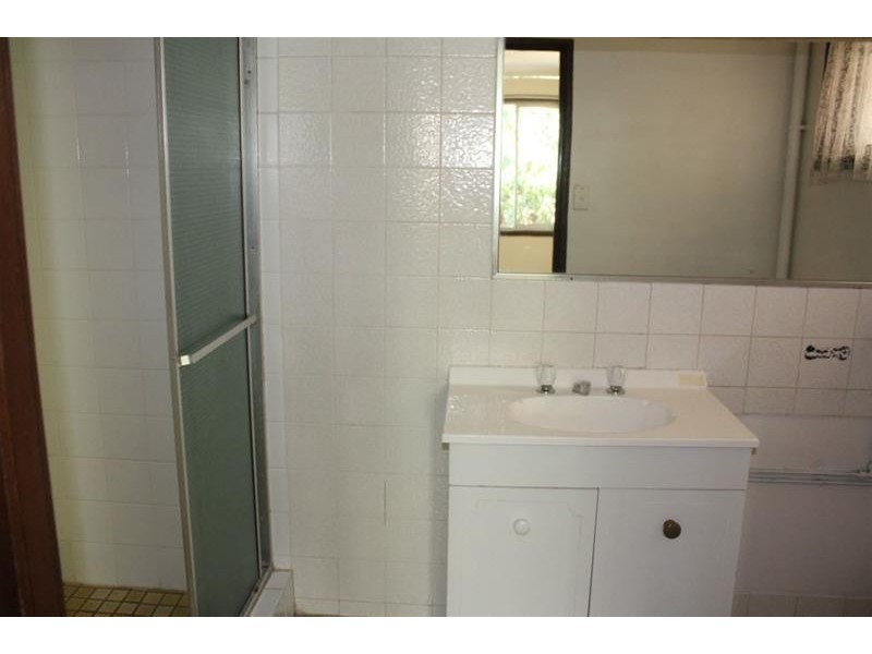 10 Acacia Avenue, Surfers Paradise QLD 4217