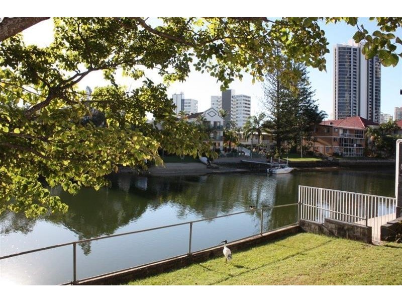 14 Paradise Island, Surfers Paradise QLD 4217