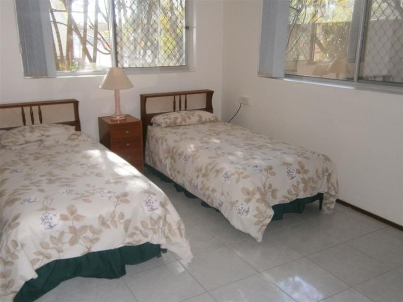 17-19 Old Burleigh Road, Surfers Paradise QLD 4217