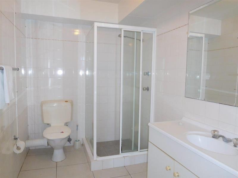 2 Riverview Parade, Surfers Paradise QLD 4217