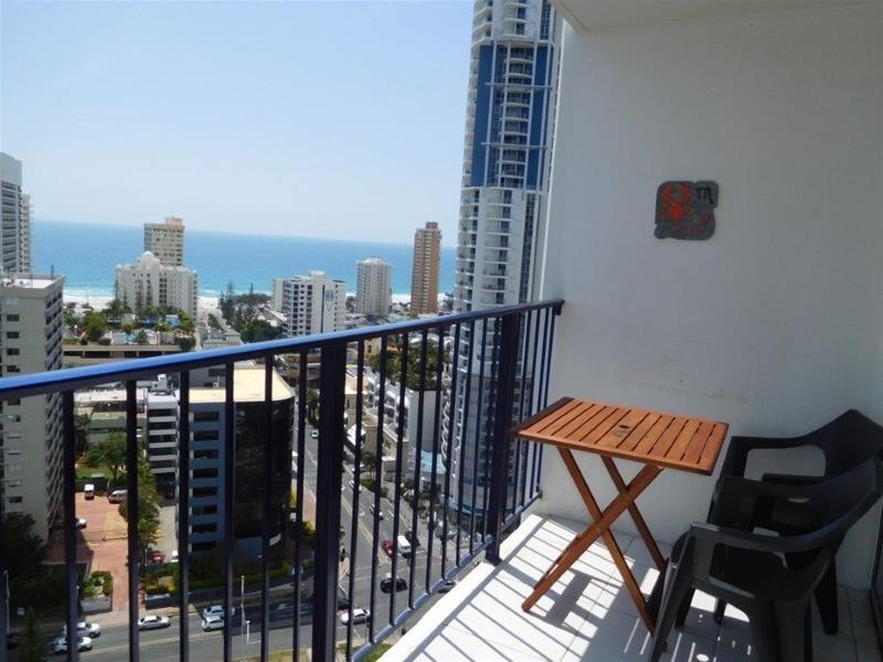 2 Riverview Parade, Surfers Paradise QLD 4217