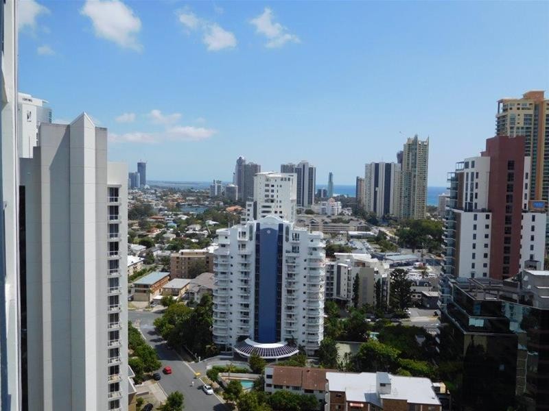 2 Riverview Parade, Surfers Paradise QLD 4217