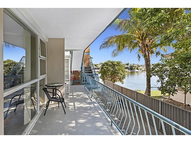 4/2930 Gold Coast Highway, Surfers Paradise QLD 4217