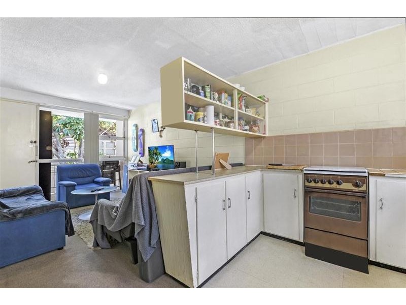 4/2930 Gold Coast Highway, Surfers Paradise QLD 4217