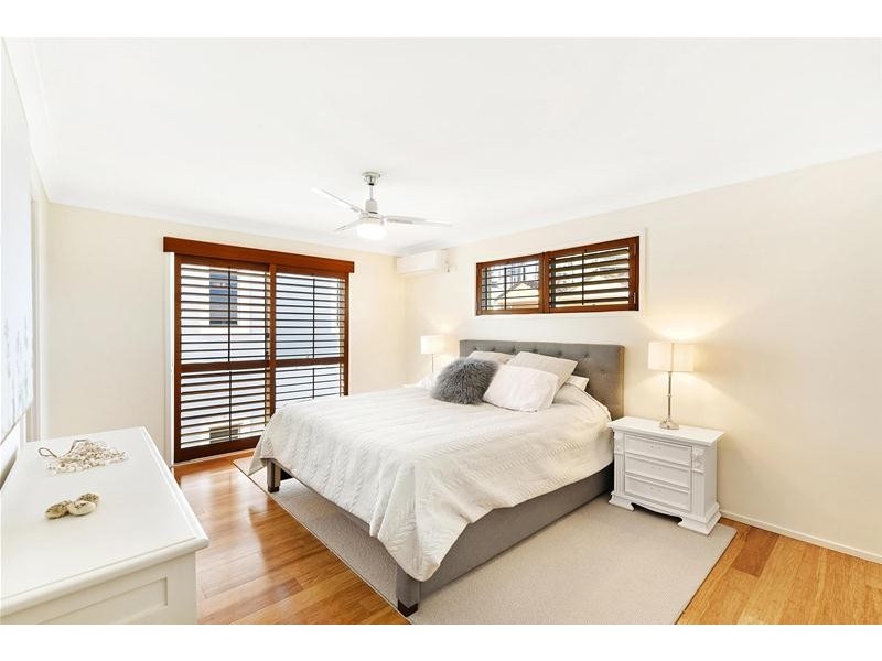 1/38 Pine Avenue, Surfers Paradise QLD 4217