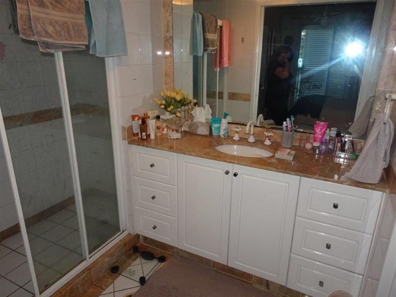 6 Northcliffe Terrace, Surfers Paradise QLD 4217