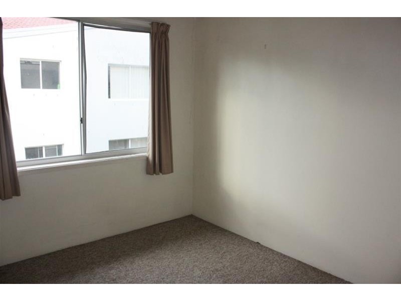 73 Old Burleigh Road, Surfers Paradise QLD 4217