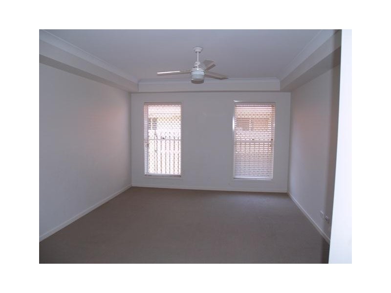 10 Lilyvale Cresecent, Ormeau QLD 4208