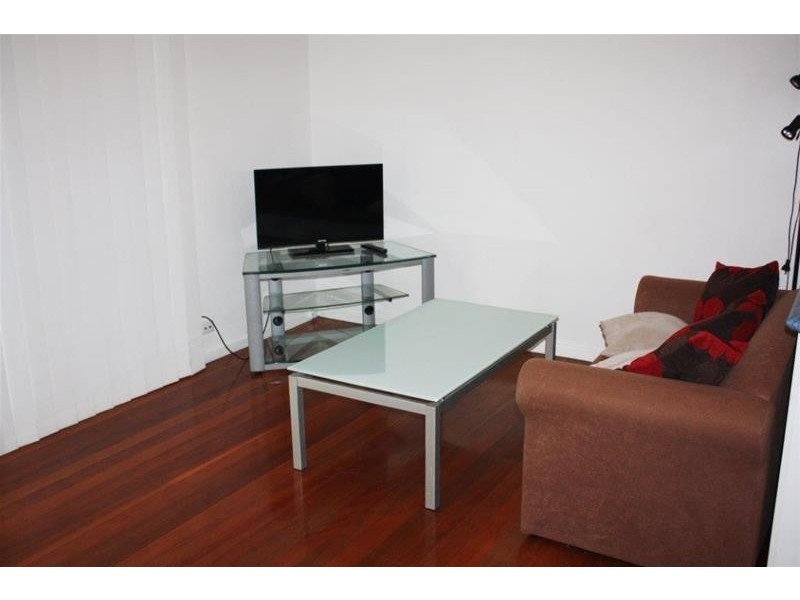 7/14 Leonard Avenue, Surfers Paradise QLD 4217