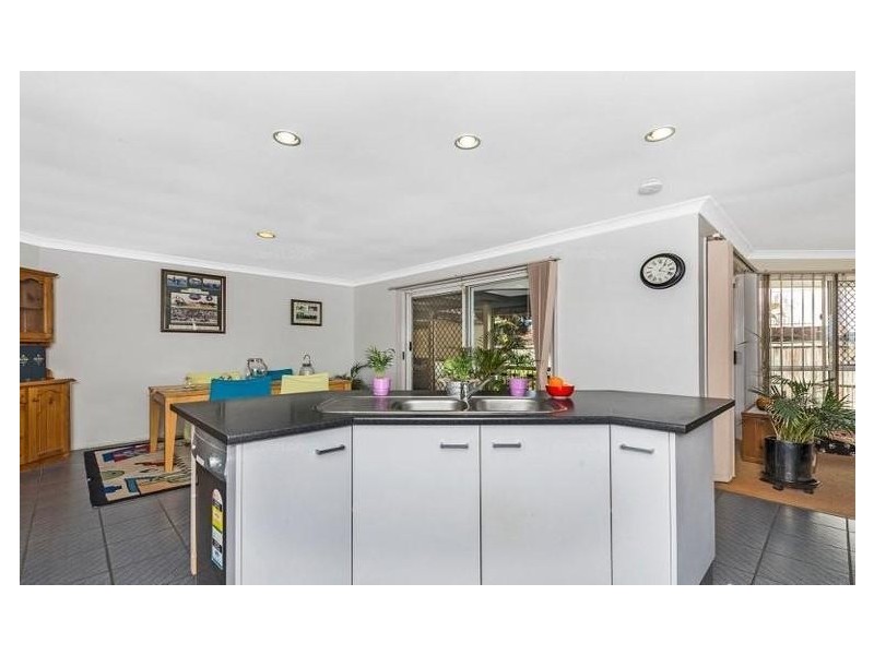 91 Crombie Avenue, Bundall QLD 4217