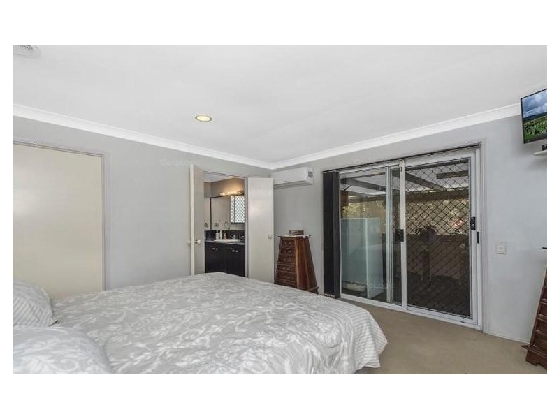 91 Crombie Avenue, Bundall QLD 4217