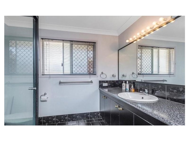 91 Crombie Avenue, Bundall QLD 4217