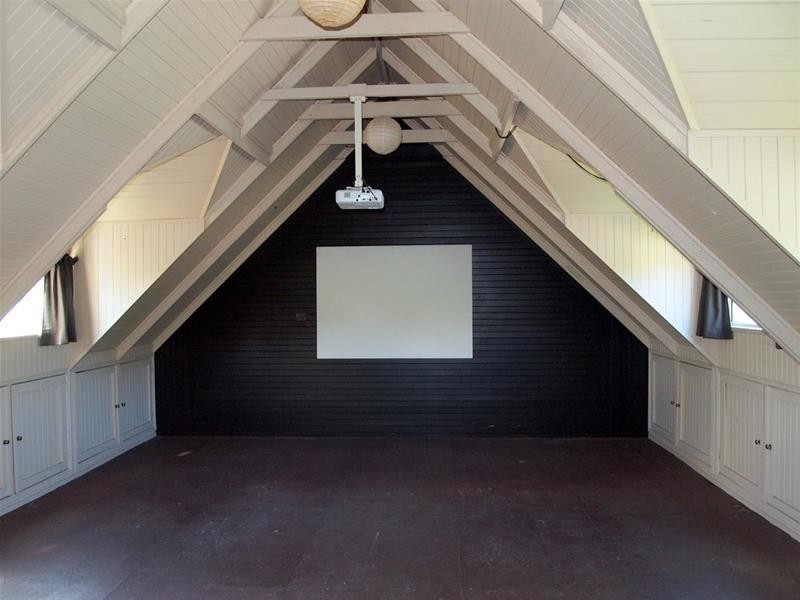 114 Falconer Street, Southport QLD 4215