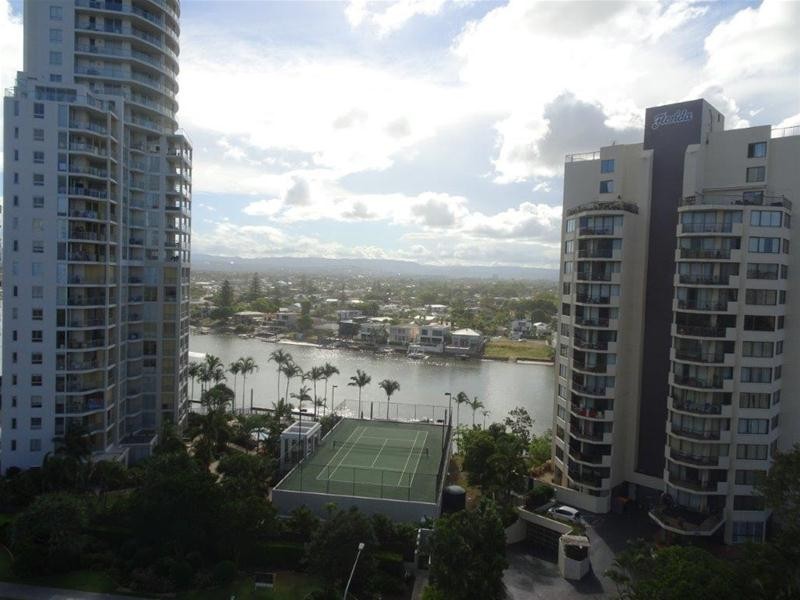 902/18 Fern Street, Surfers Paradise QLD 4217