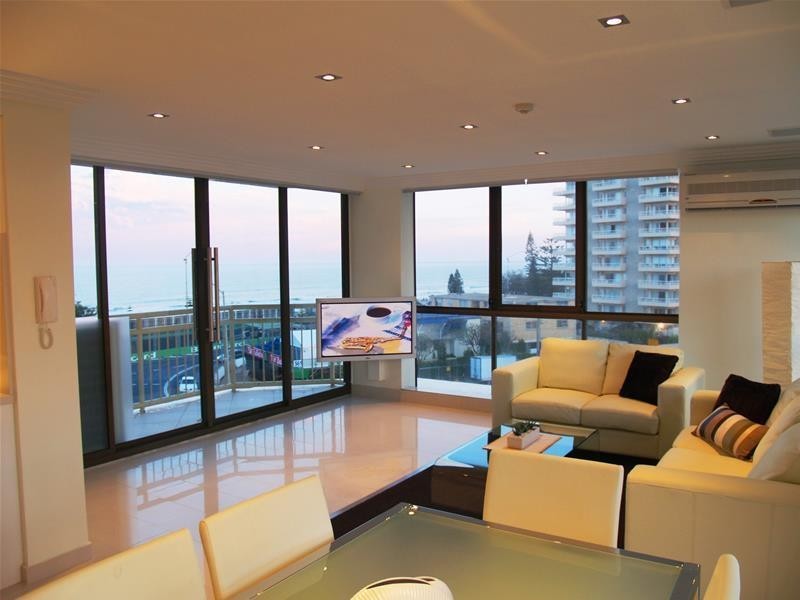 1 Higman Street ‘Seacrest’, Surfers Paradise QLD 4217