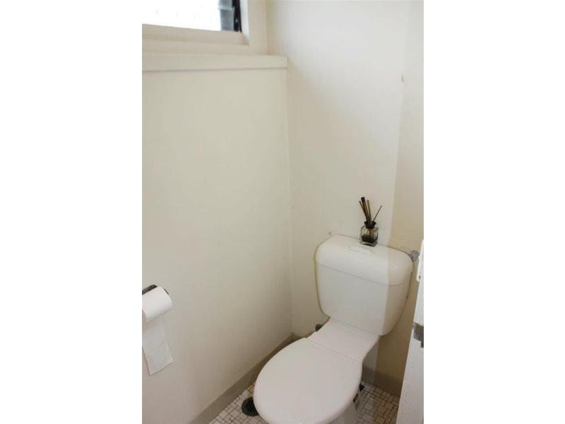 2/1 Parnoo Street, Surfers Paradise QLD 4217