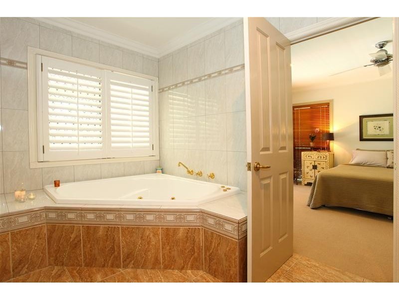 21 Blondell Avenue, Surfers Paradise QLD 4217