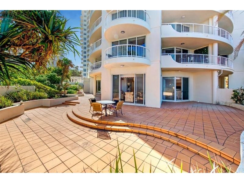 302/2-4 View Avenue, Surfers Paradise QLD 4217