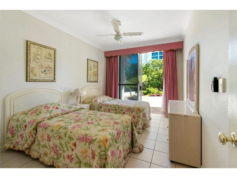 302/2-4 View Avenue, Surfers Paradise QLD 4217