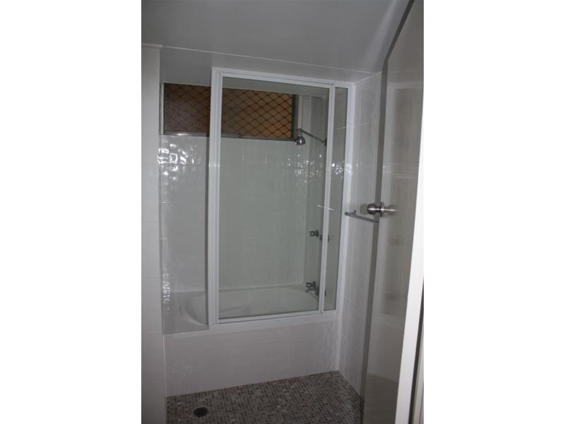 1/28 Riverview Parade, Surfers Paradise QLD 4217