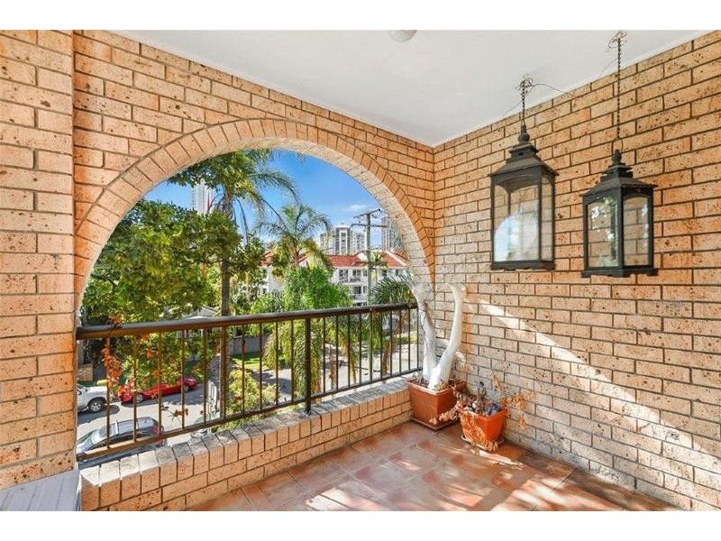 7/22 Genoa Street, Surfers Paradise QLD 4217