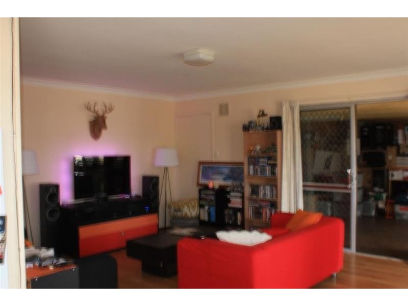 12 Carmel Court, Broadbeach Waters QLD 4218