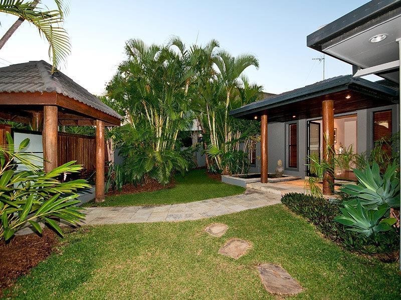 21  The Lido, Isle Of Capri QLD 4217