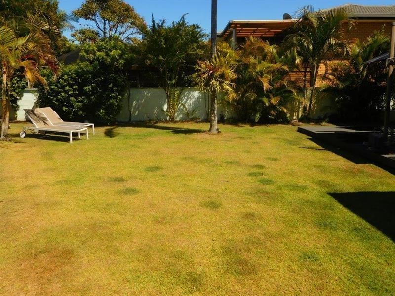 4 Capistrano Court, Southport QLD 4215