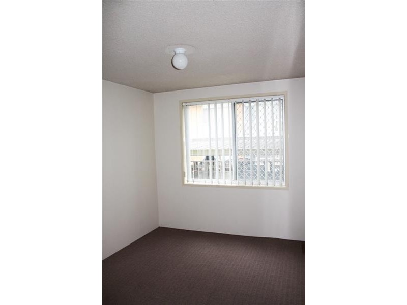 73 OLD BURLEIGH Road, Surfers Paradise QLD 4217