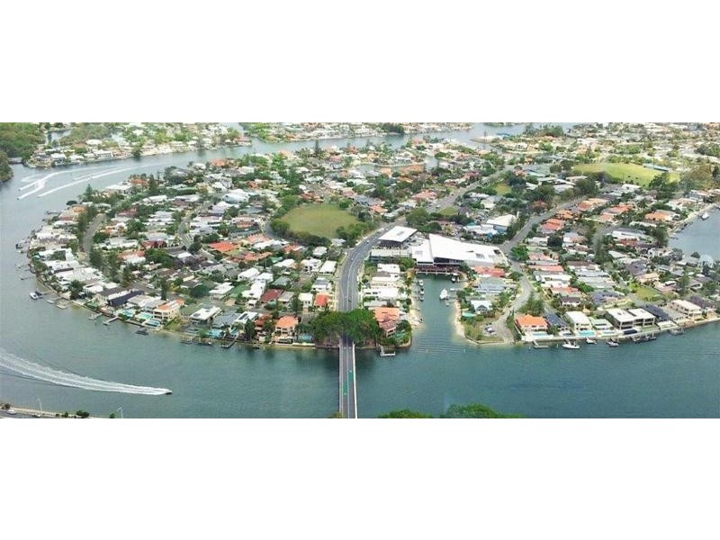 5 St Andrews Avenue, Isle Of Capri QLD 4217