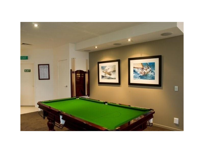 21 Cypress Avenue, Surfers Paradise QLD 4217