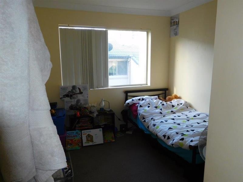 19 Heath Street, Southport QLD 4215