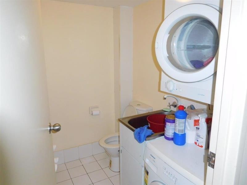 19 Heath Street, Southport QLD 4215