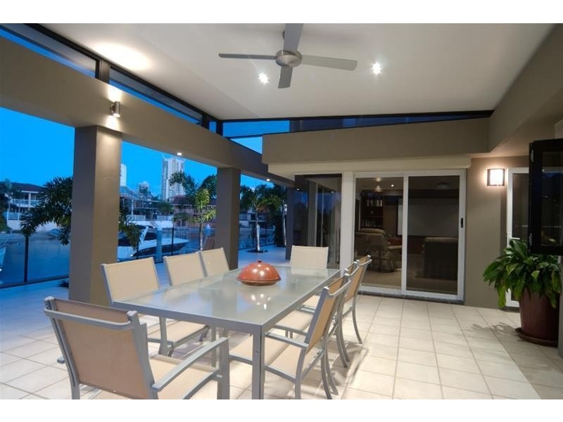 59 Admiralty Drive, Paradise Waters QLD 4217