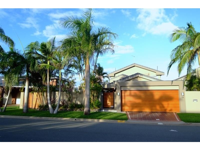 59 Admiralty Drive, Paradise Waters QLD 4217