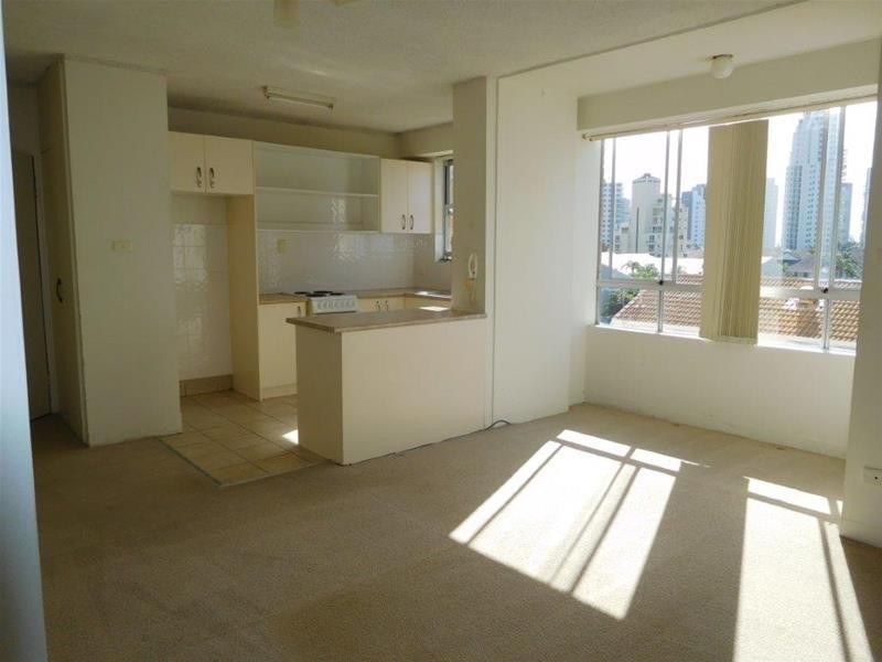 16/15 Pacific Street, Main Beach QLD 4217