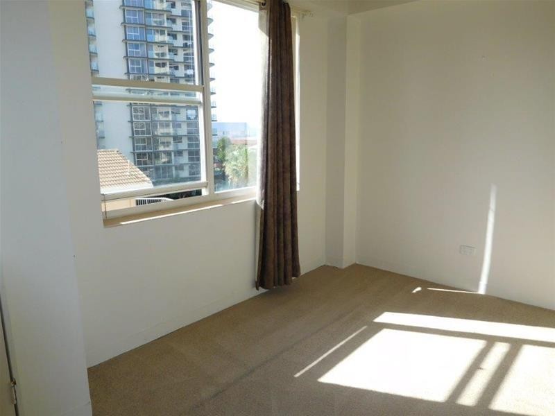 16/15 Pacific Street, Main Beach QLD 4217