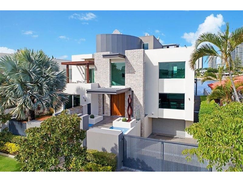 34 Admiralty Drive, Paradise Waters QLD 4217