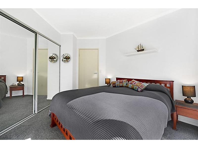 112/21 Cypress Avenue, Surfers Paradise QLD 4217